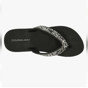 NWT Avenue black bling flip flops 9.5 wide